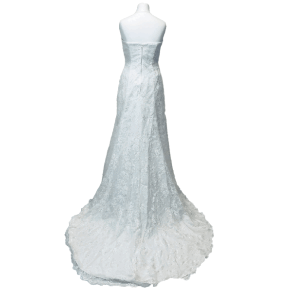 </P> Beautiful Da Vinci Ivory Lace Wedding Dress Size 6 </P> - Image 2
