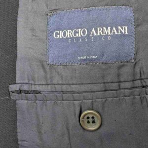 </P>Giorgio Armani Two Piece Suit – Dark Navy</P>Jacket: Chest Approx 44″, Trousers: Waist Approx 35″