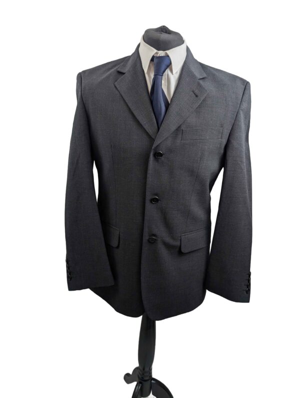 </P>Skopes Dark Grey Blazer </P>Chest Size 44"