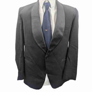 </P> Men’s Black Burton’s Dinner Jacket and Trousers </P> Chest 40/42″ Waist 34″ Reg