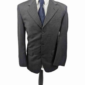 </P>Varteks Men’s Dark Grey Pinstripe Suit </P>Chest: 36-38″, Waist 30″