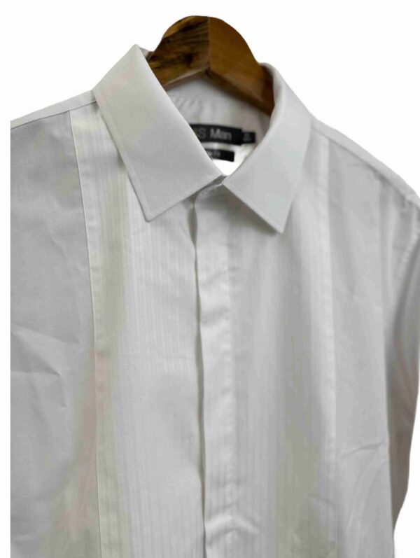 </P> Men's White M&S Dinner Shirt 16 1/2" Collar </P> - Image 3
